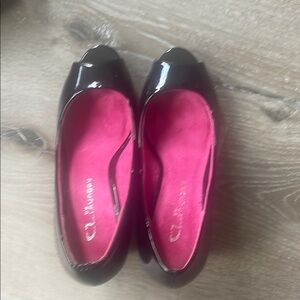 CL by Laundry Black and Pink Flats